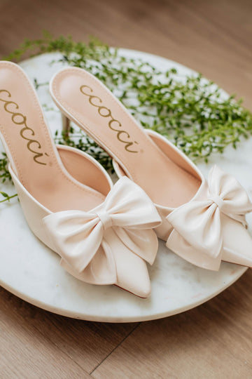#color_ivory
