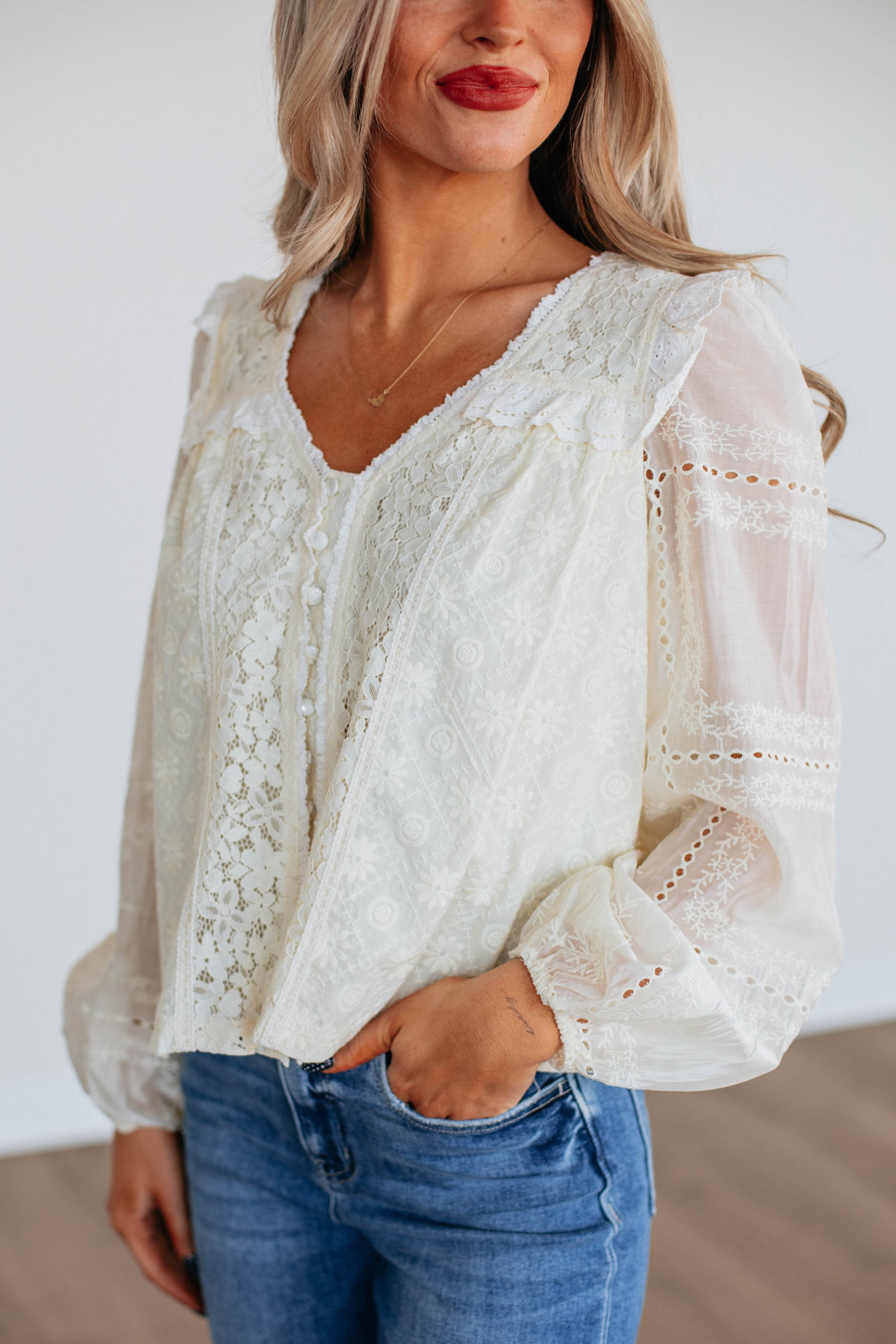 Arely Lace Blouse