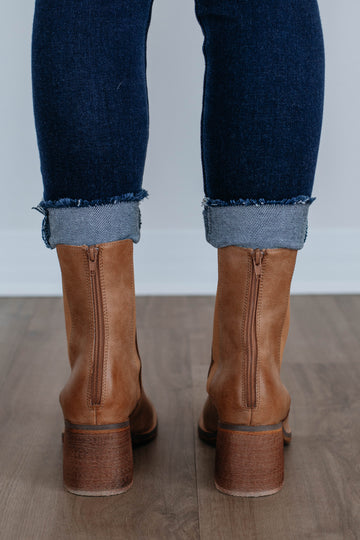 Back On The Scene Boots - Caramel