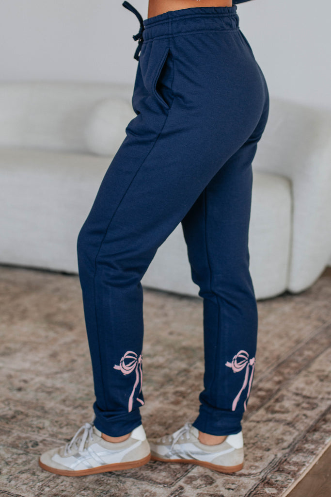 Bow-Nita Joggers