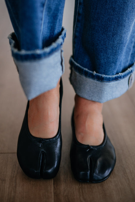 City Escape Ballet Flats