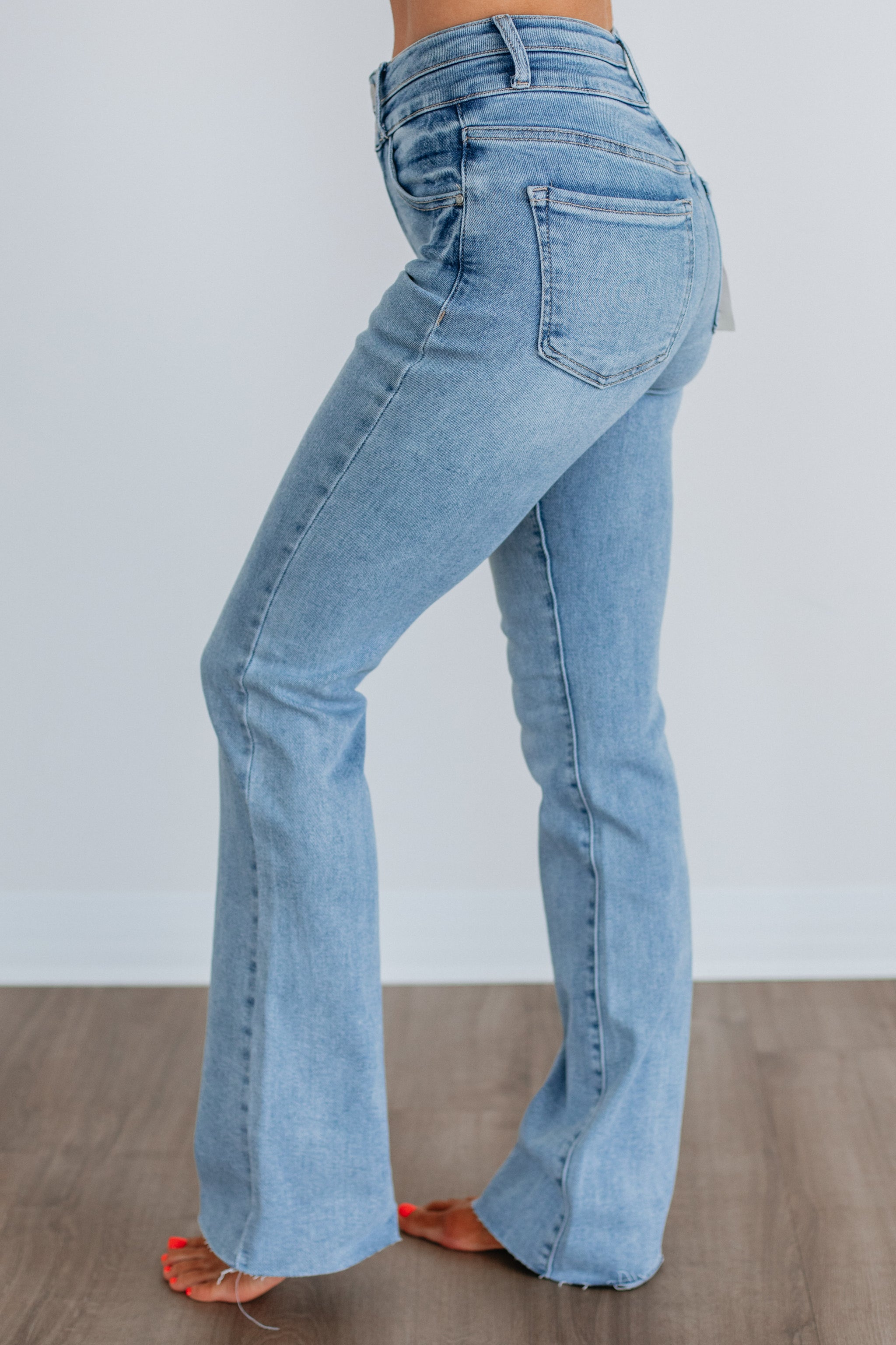 Wilder Risen Jeans - Light Wash