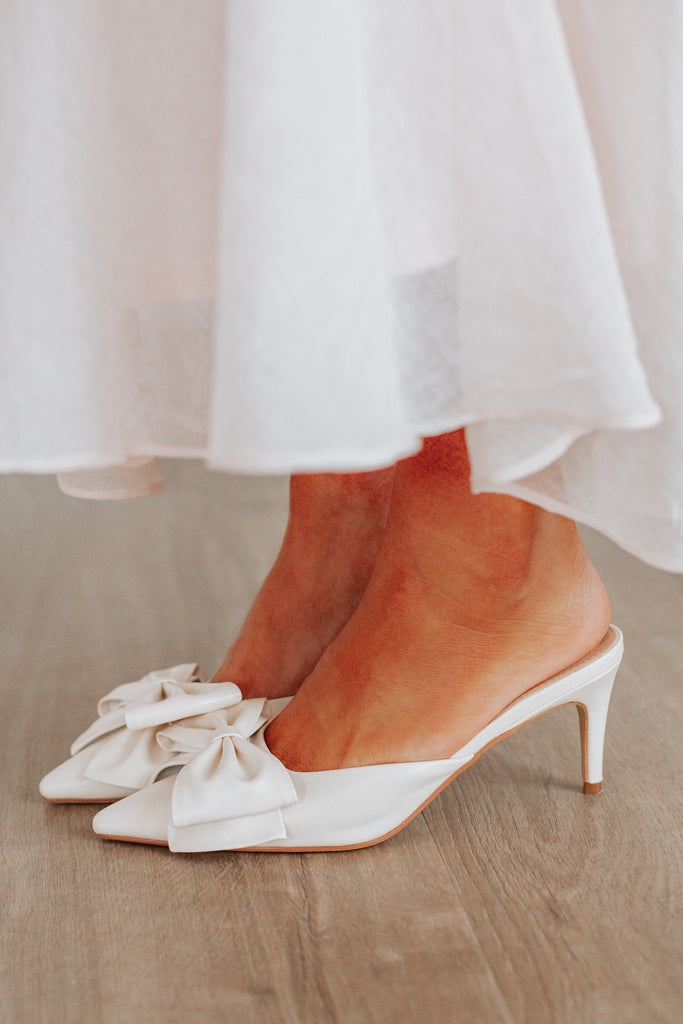 #color_ivory