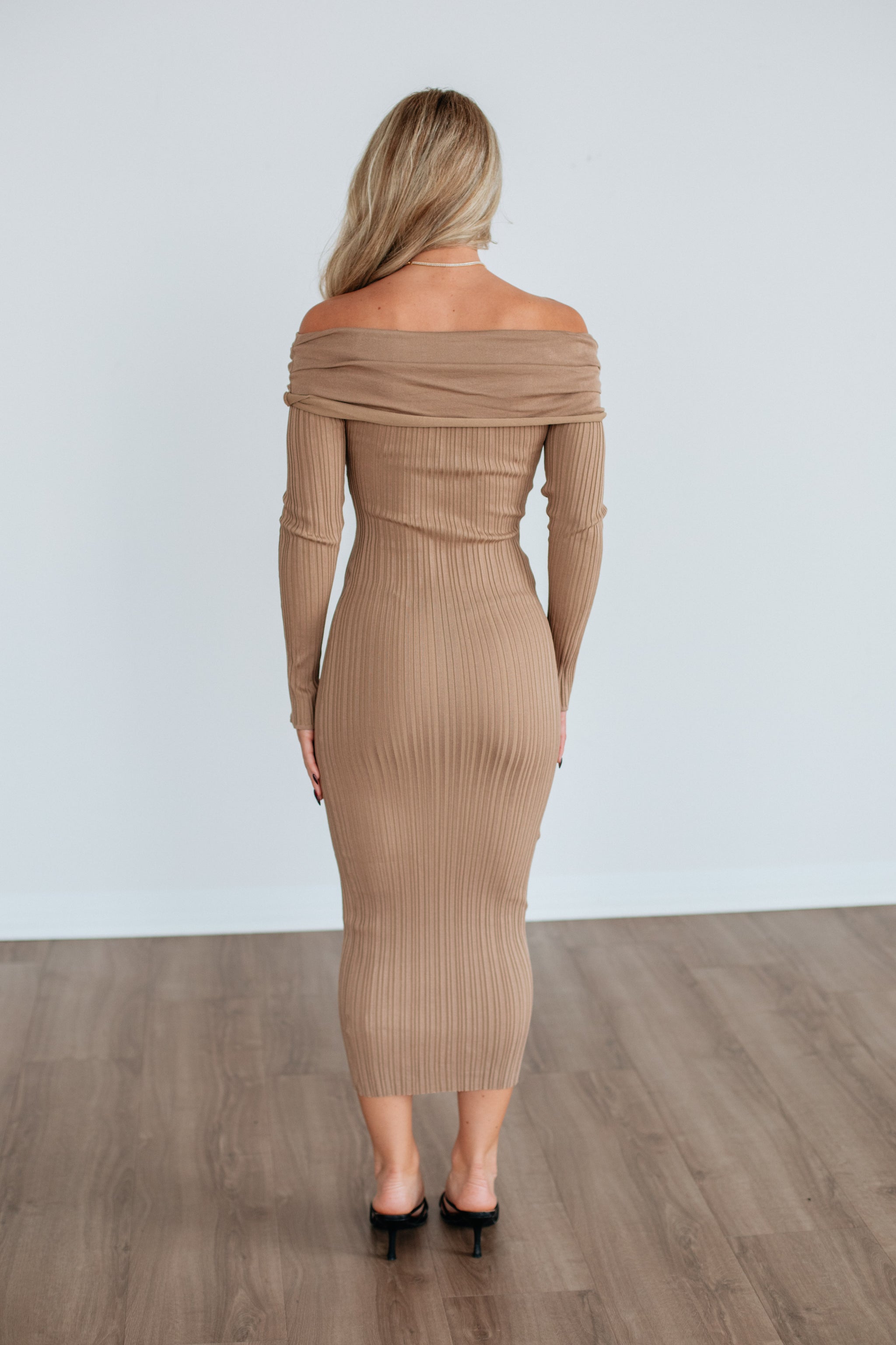 Eyes On Me Maxi Dress - Warm Taupe