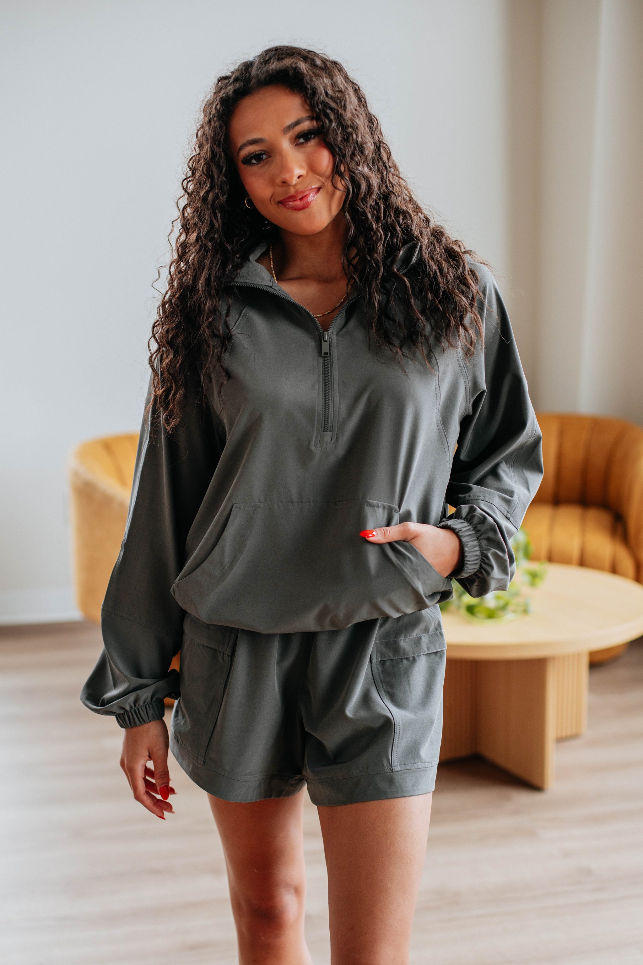 Levo Active Pullover - Pebble