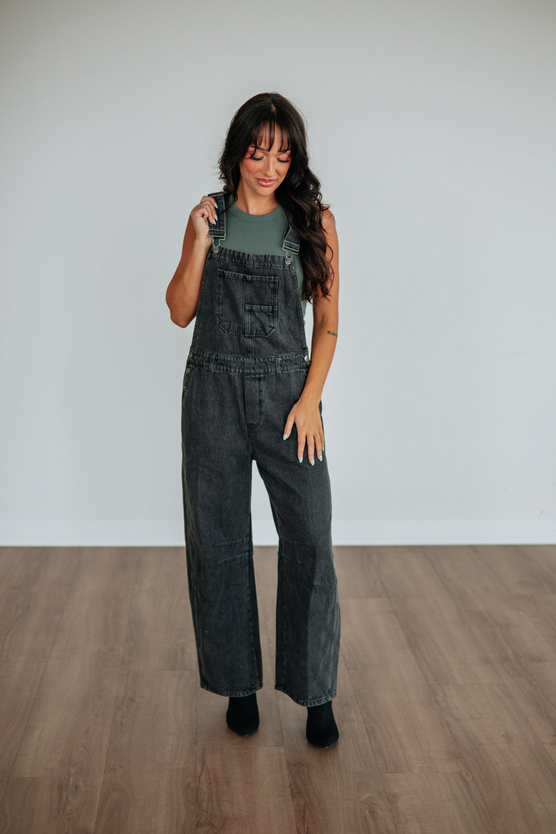 #color_vintage-black