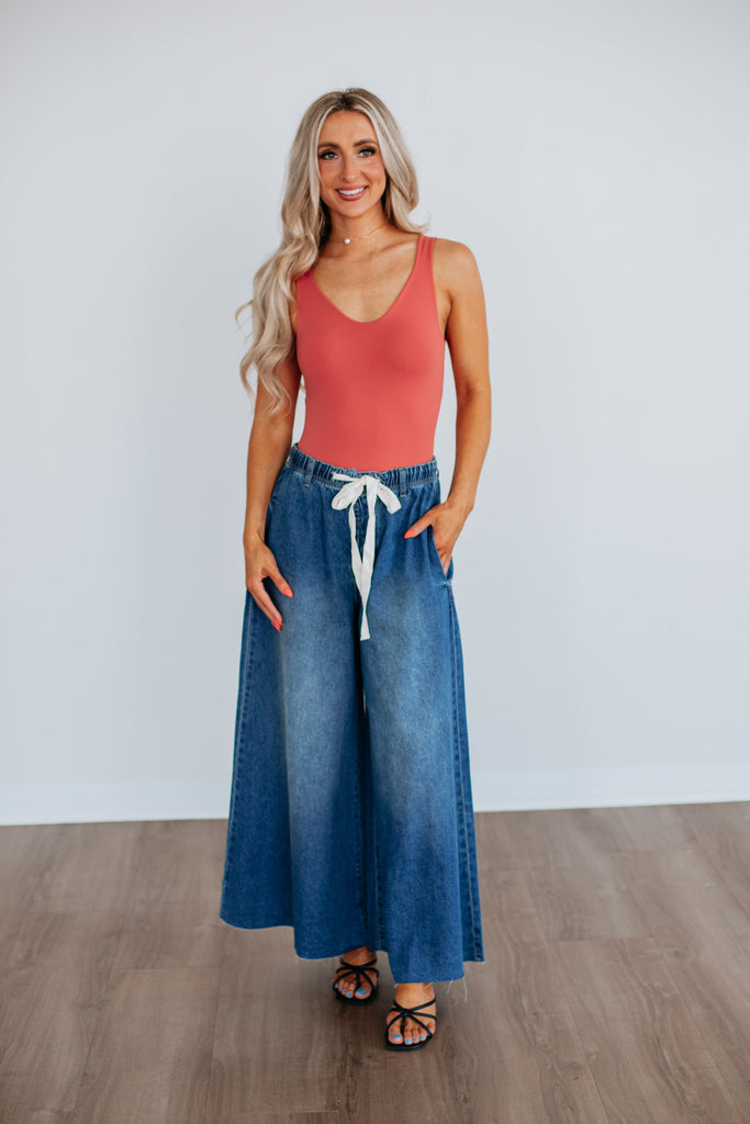 Sweet & Simple Bodysuit - Sienna