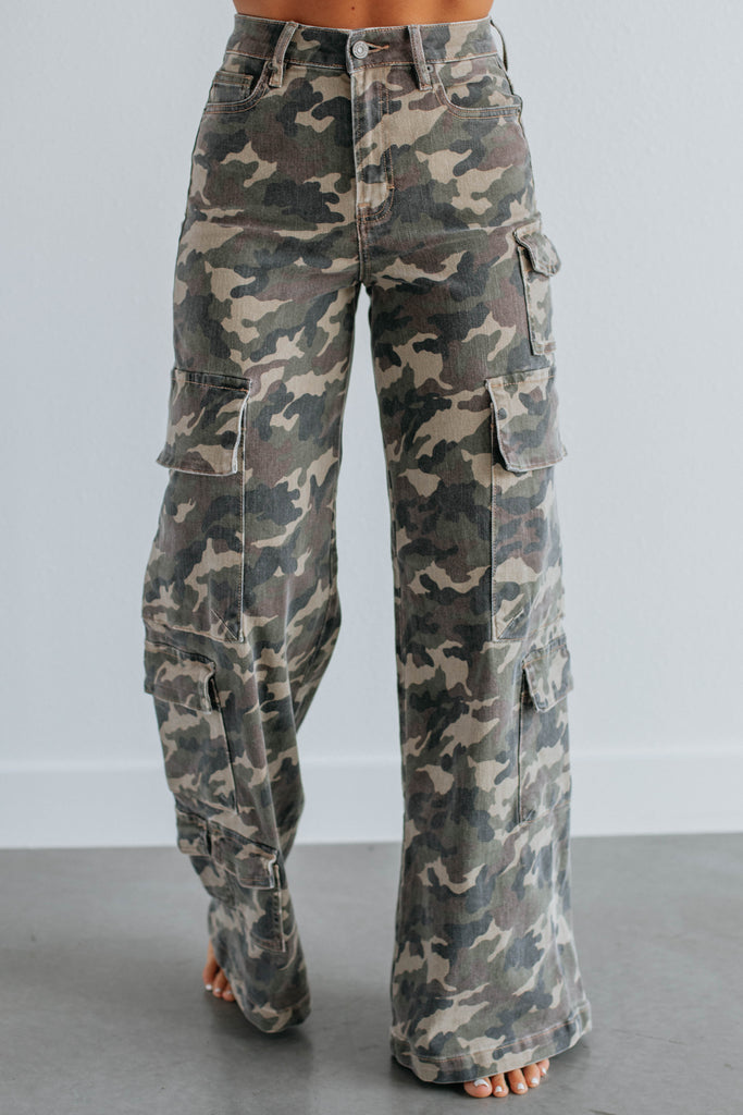 Nori Hidden Cargo Jeans