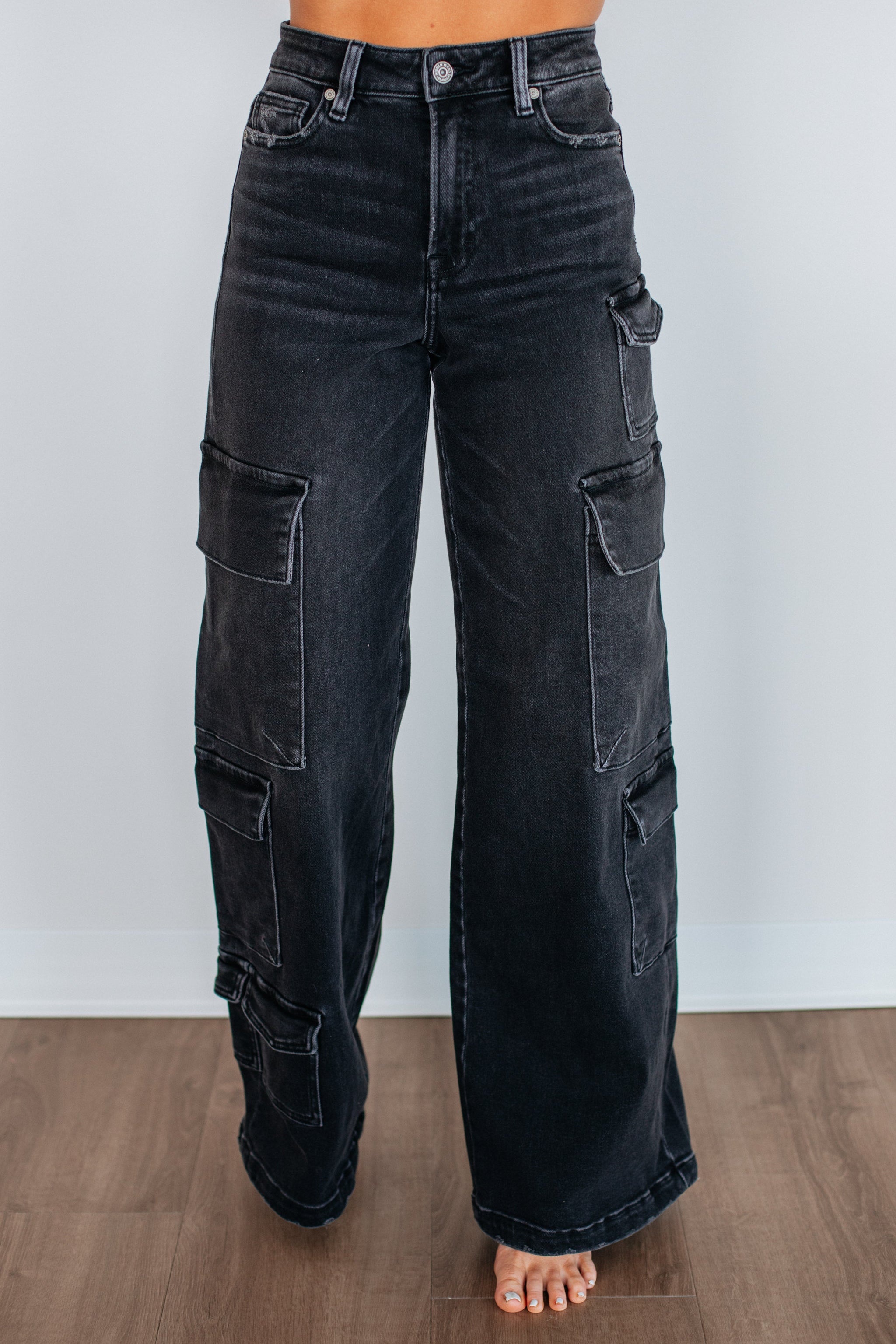Nori Hidden Cargo Jeans - Vintage Black