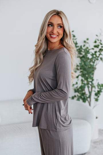 #color_smoky-grey