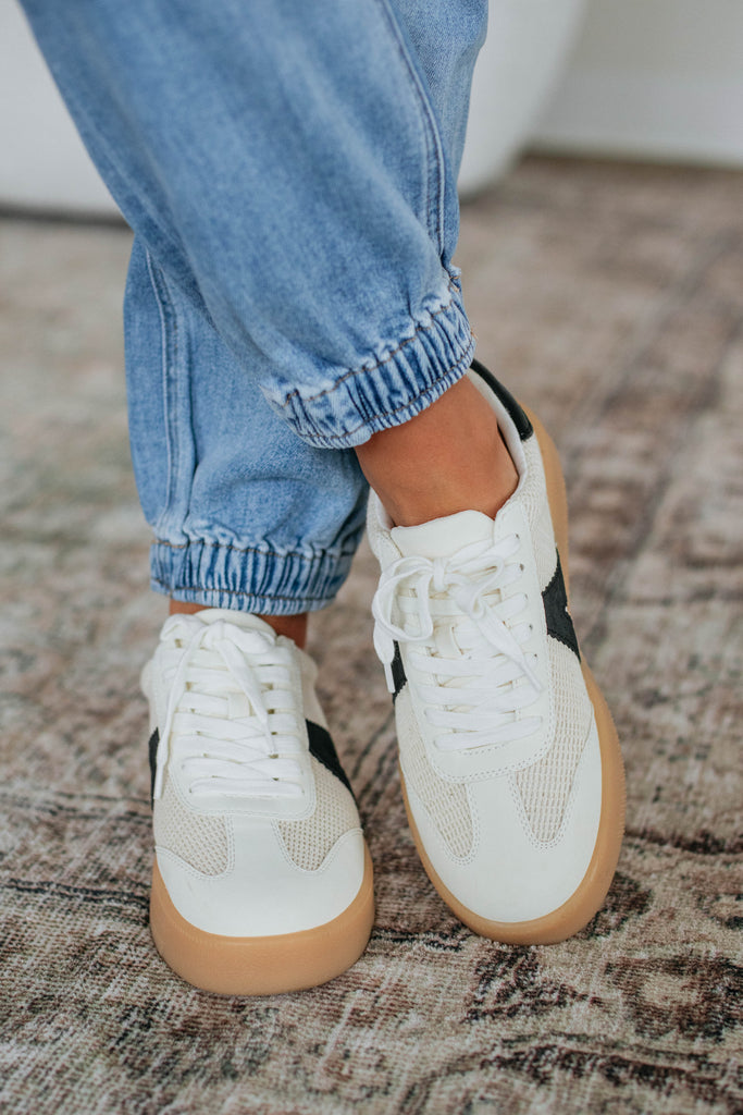 Watch Your Step Sneakers - Beige Mix