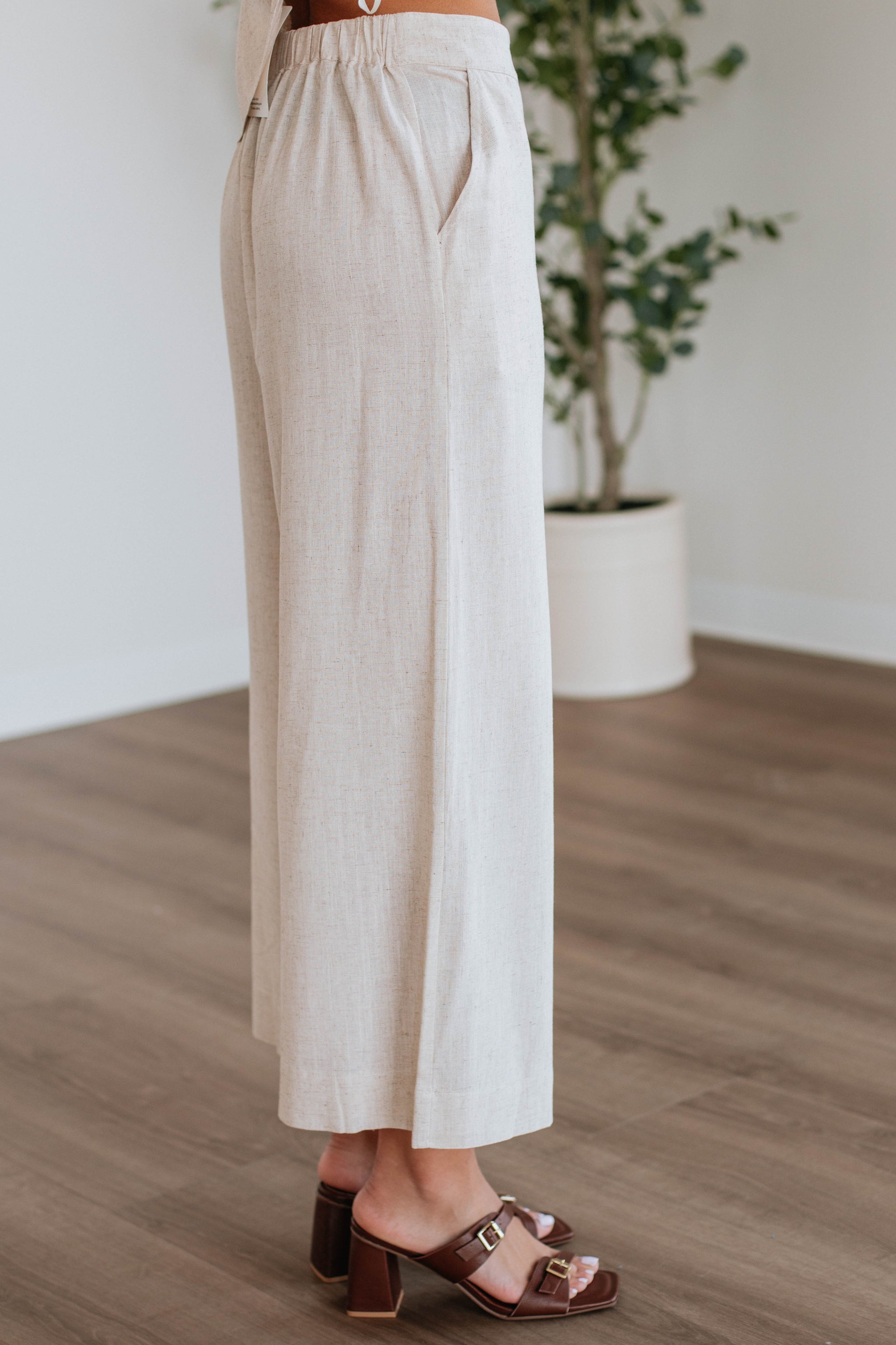 Solandy Linen Two-Piece Set - Natural