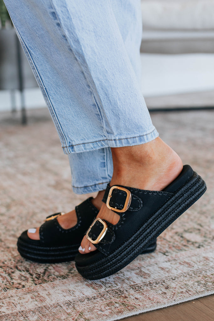 Somewhere On A Beach Sandals - Black