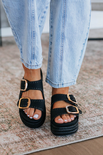 Somewhere On A Beach Sandals - Black