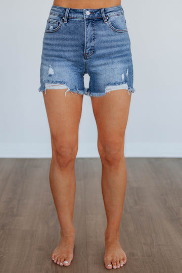 Maddie Risen Shorts - Medium Wash