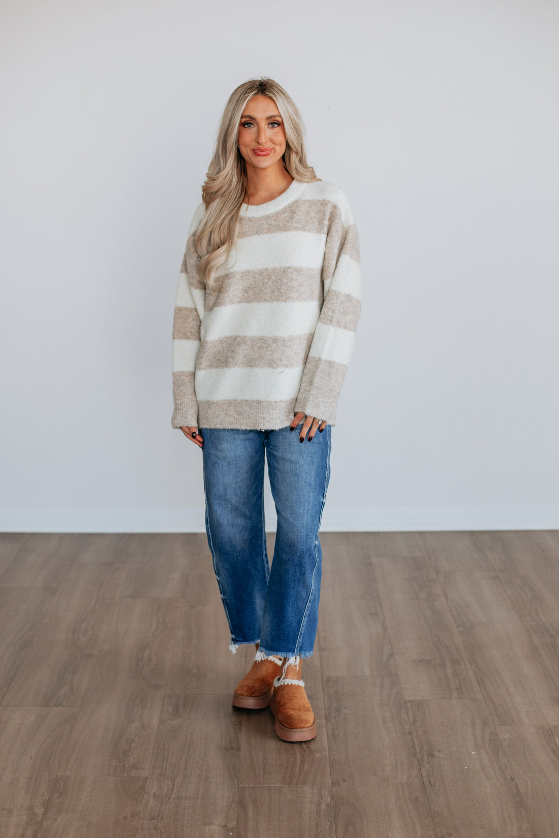 #color_taupe