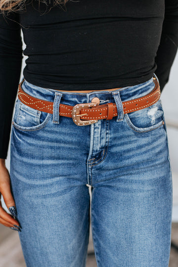 Zinny Studded Belt - Chestnut