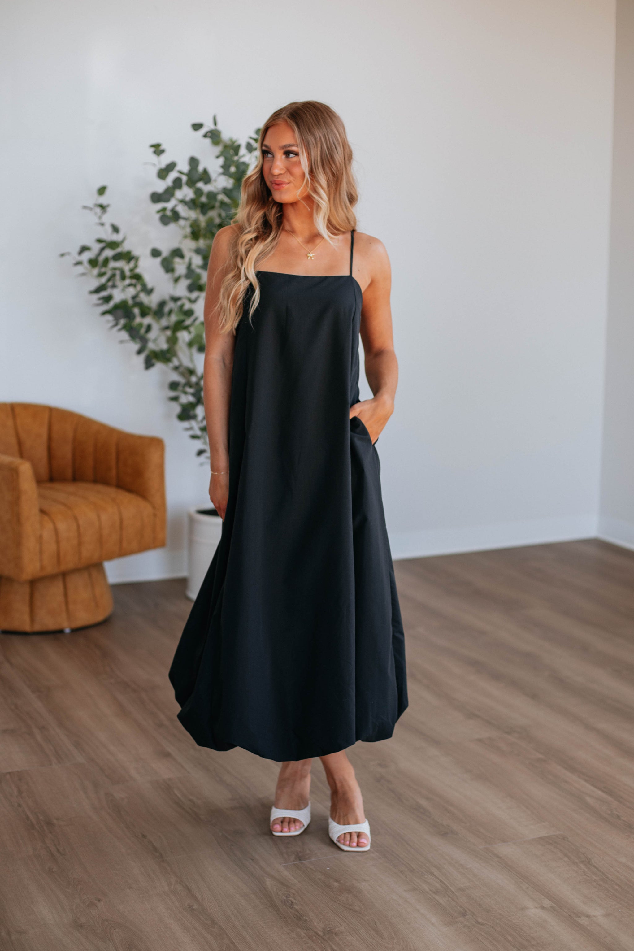 Veronika Dress - Black