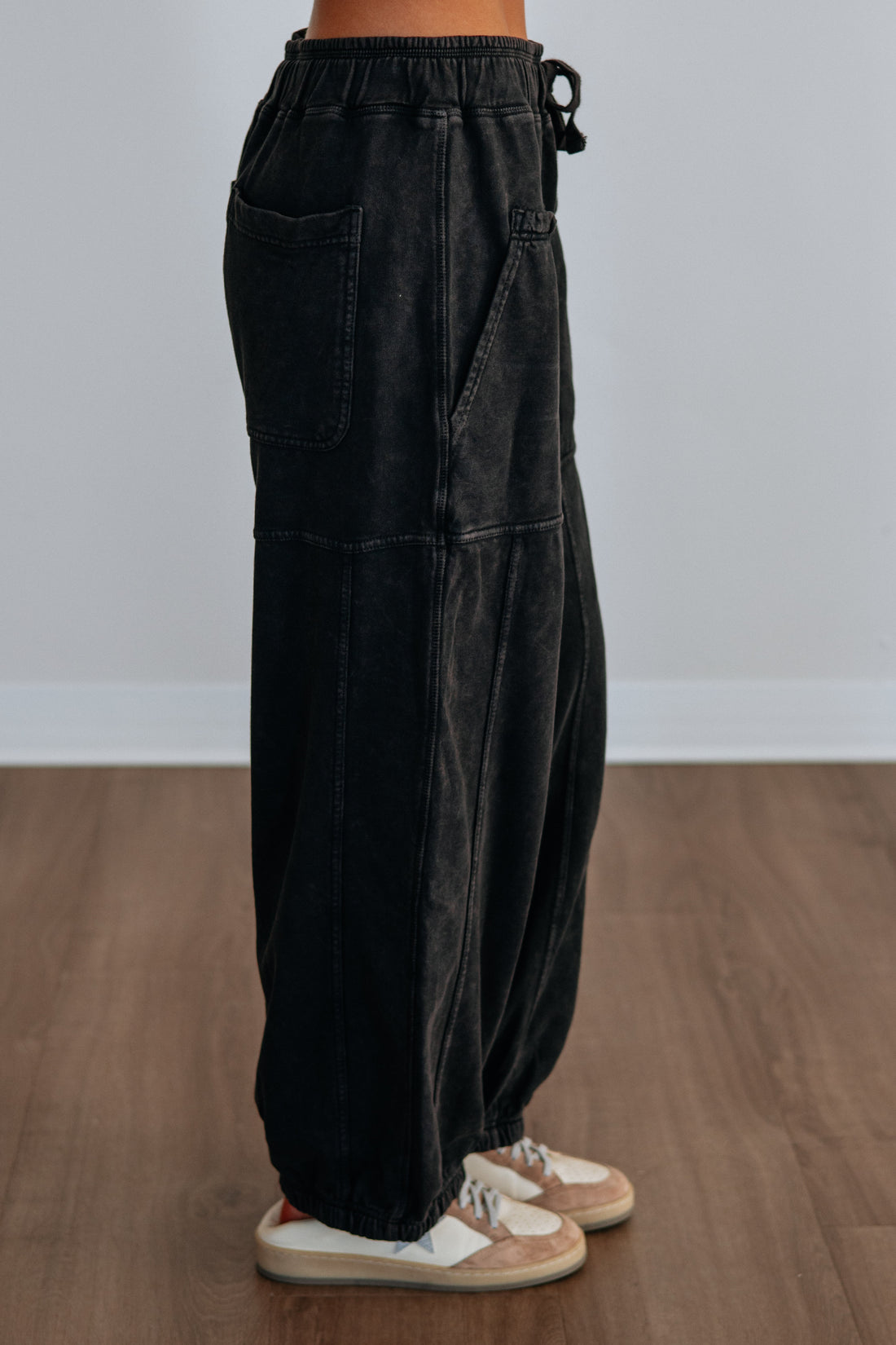 #color_vintage-black