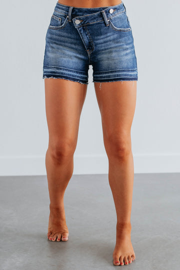 Acadia Risen Shorts - Medium Wash