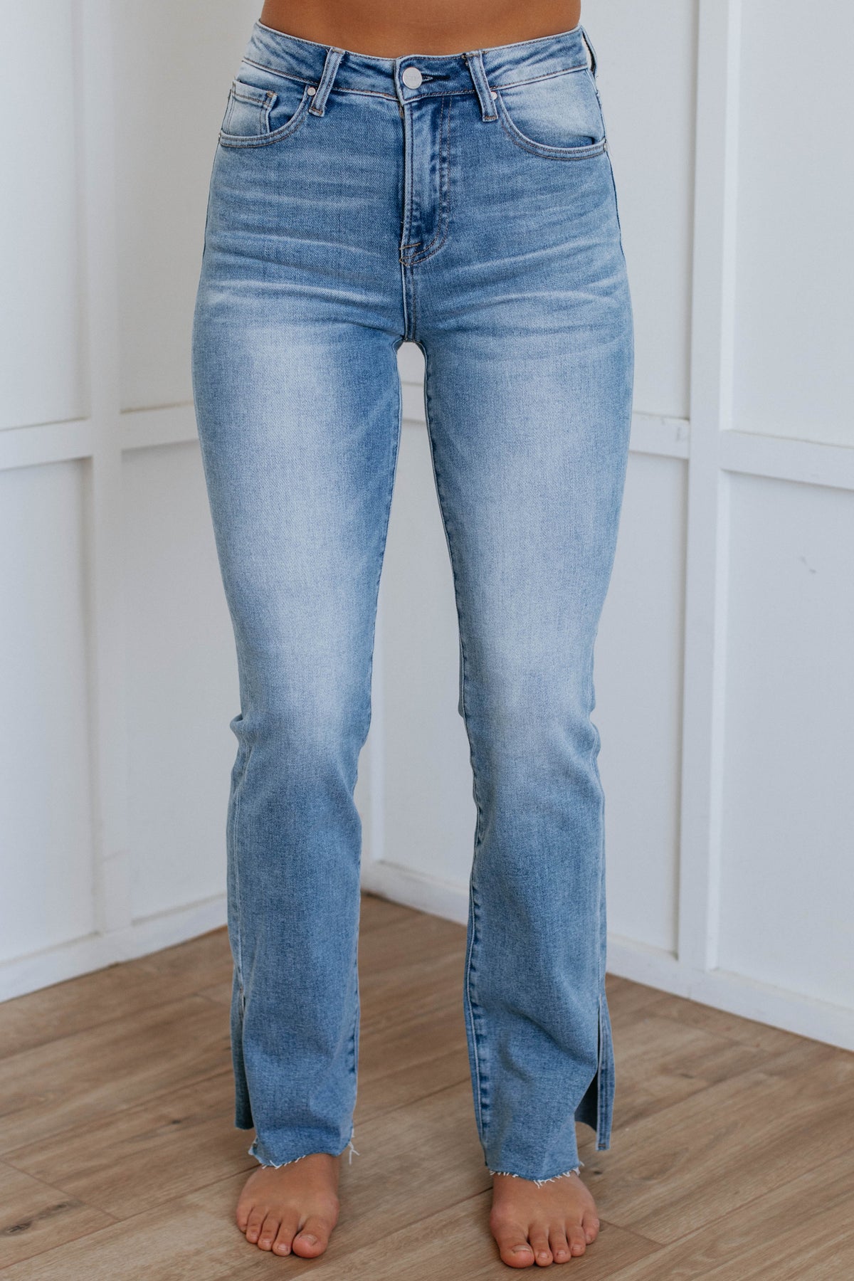 Amber Risen Jeans - Medium Wash – Wild Oak Boutique
