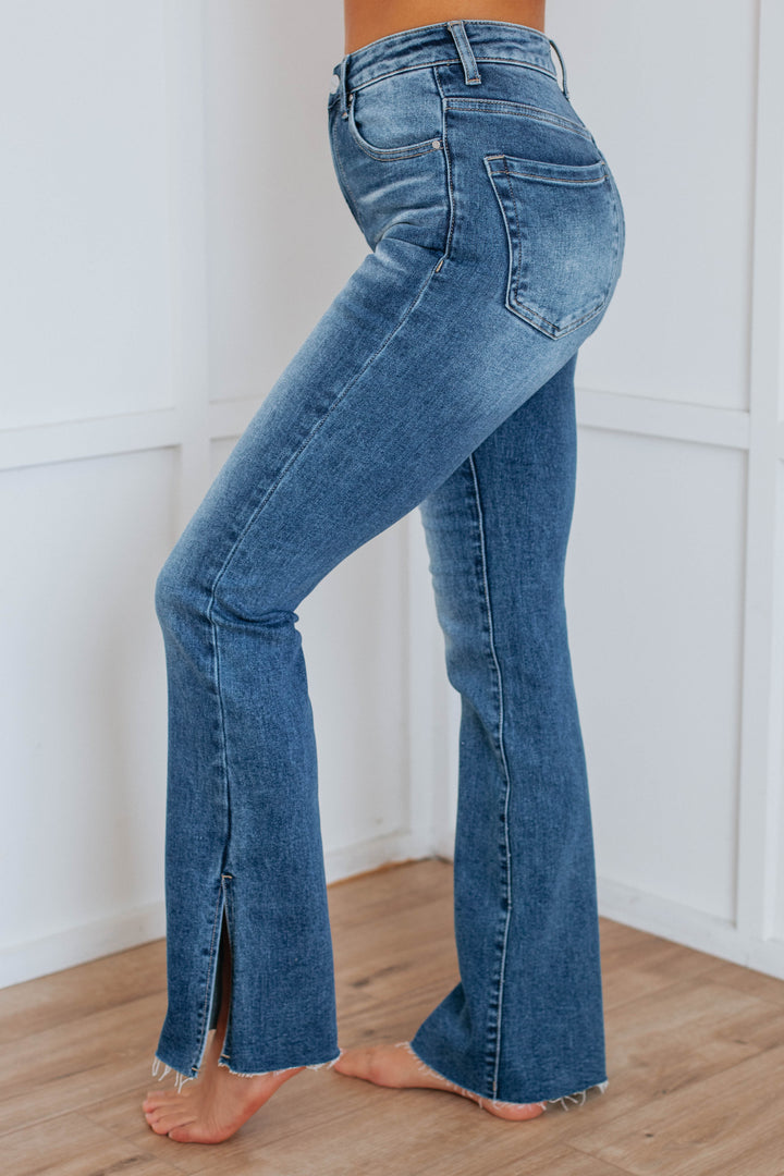 Amber Risen Jeans - Dark Wash