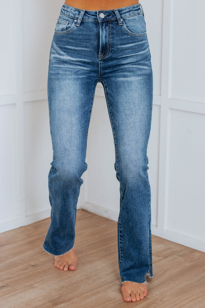 Amber Risen Jeans - Dark Wash