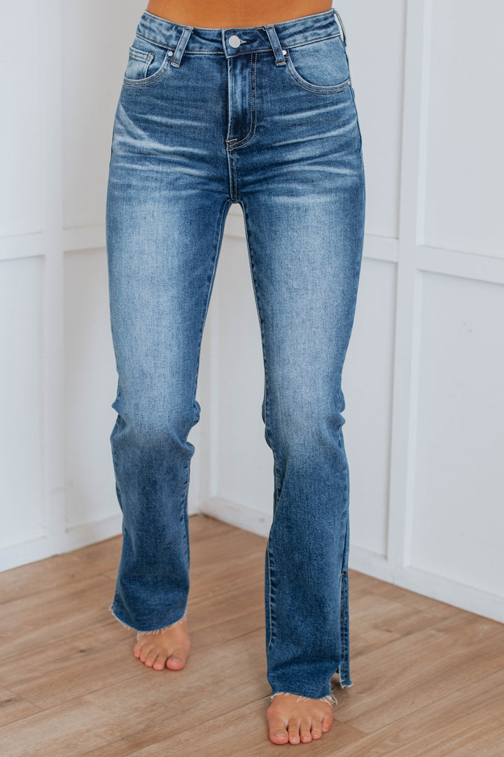 Amber Risen Jeans - Dark Wash