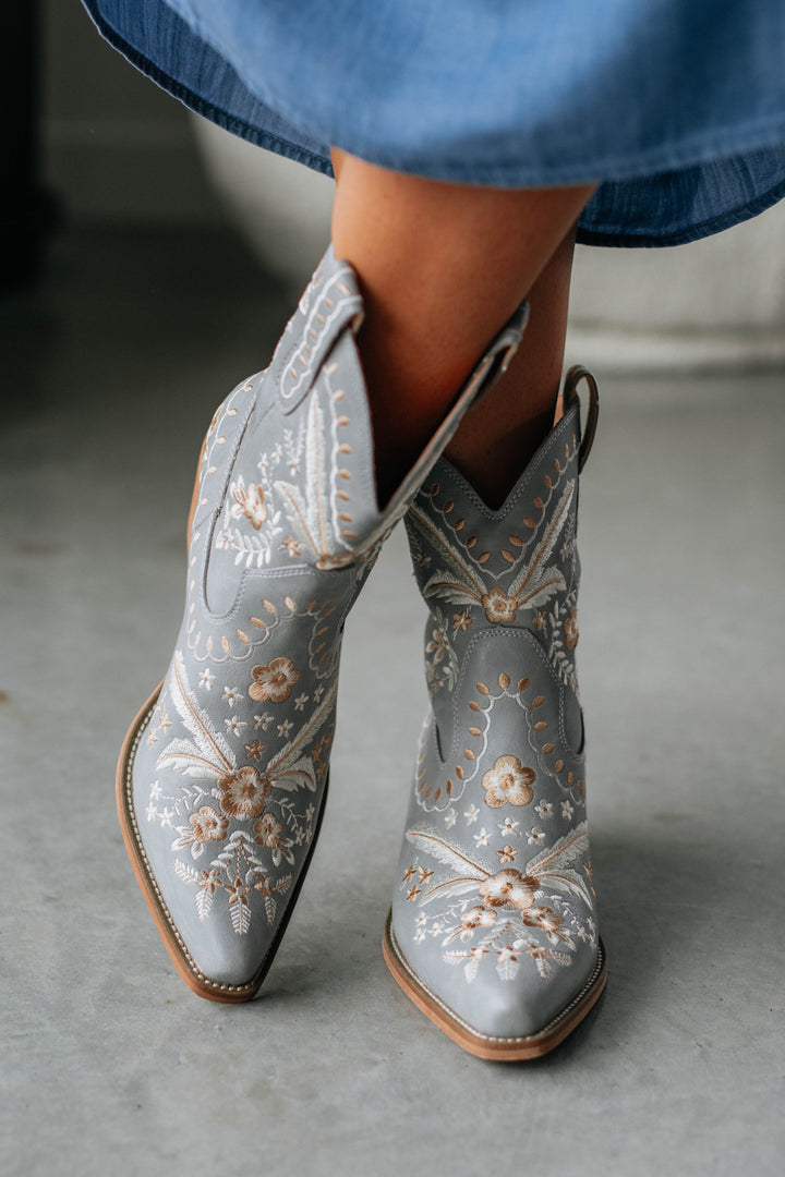 Coastal Cowgirl Boots - Slate Grey