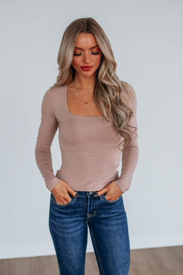 Collyns Basic Top - Hazelnut