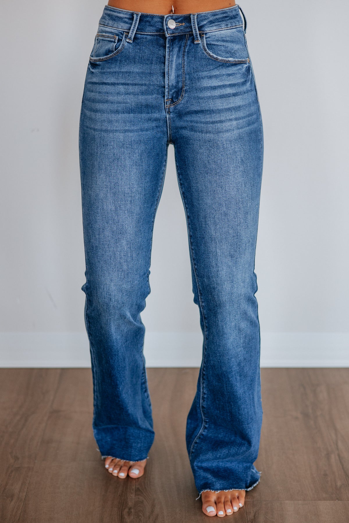 Arya Dark Wash