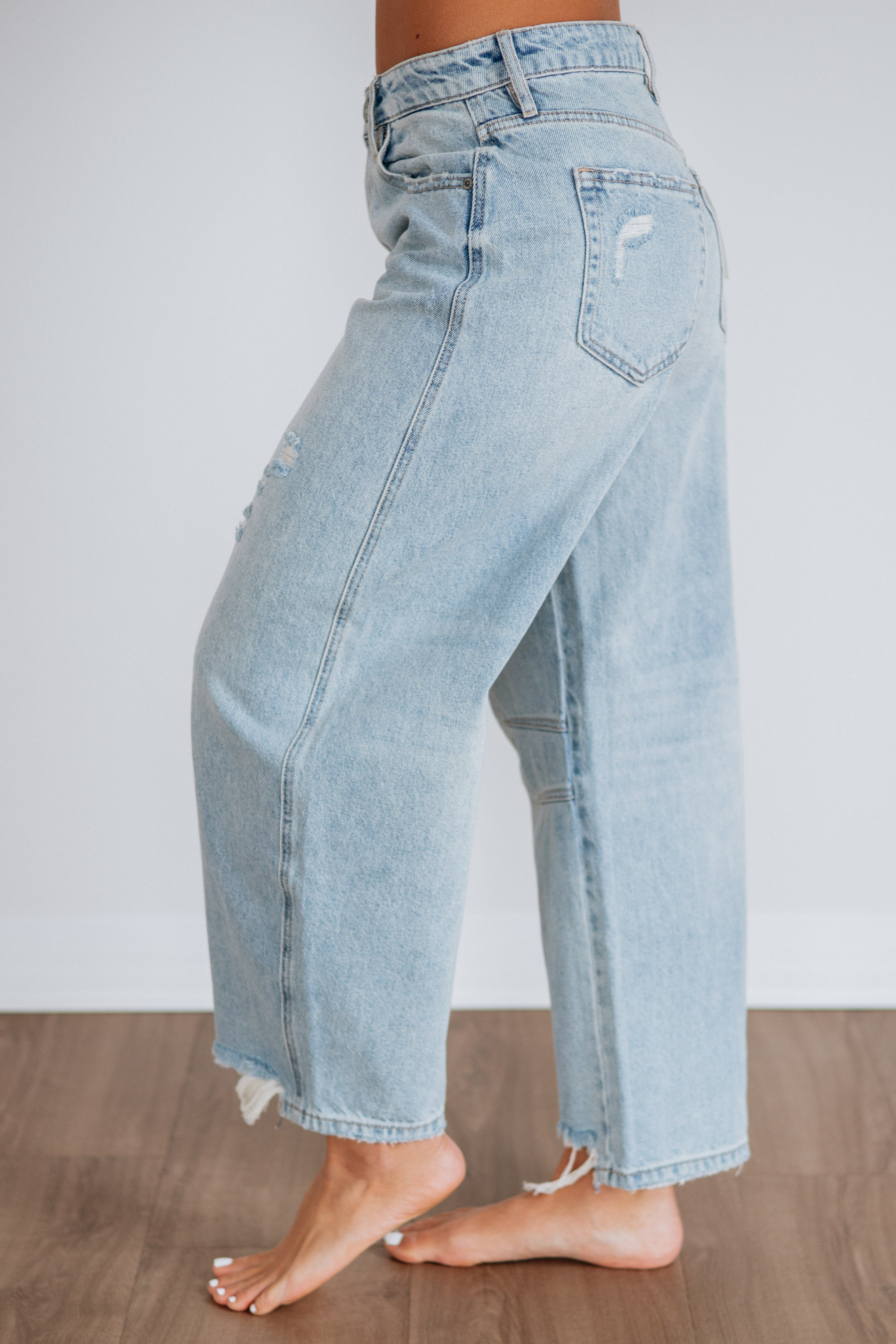 Shop Women's Baggy Jeans | Baggy Jeans | Wild Oak Boutique