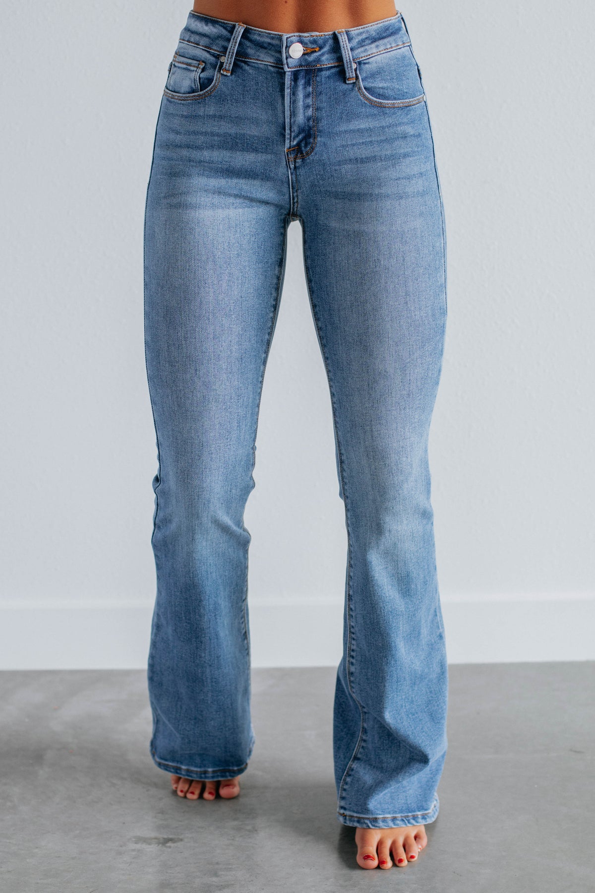 Dorian Medium Wash