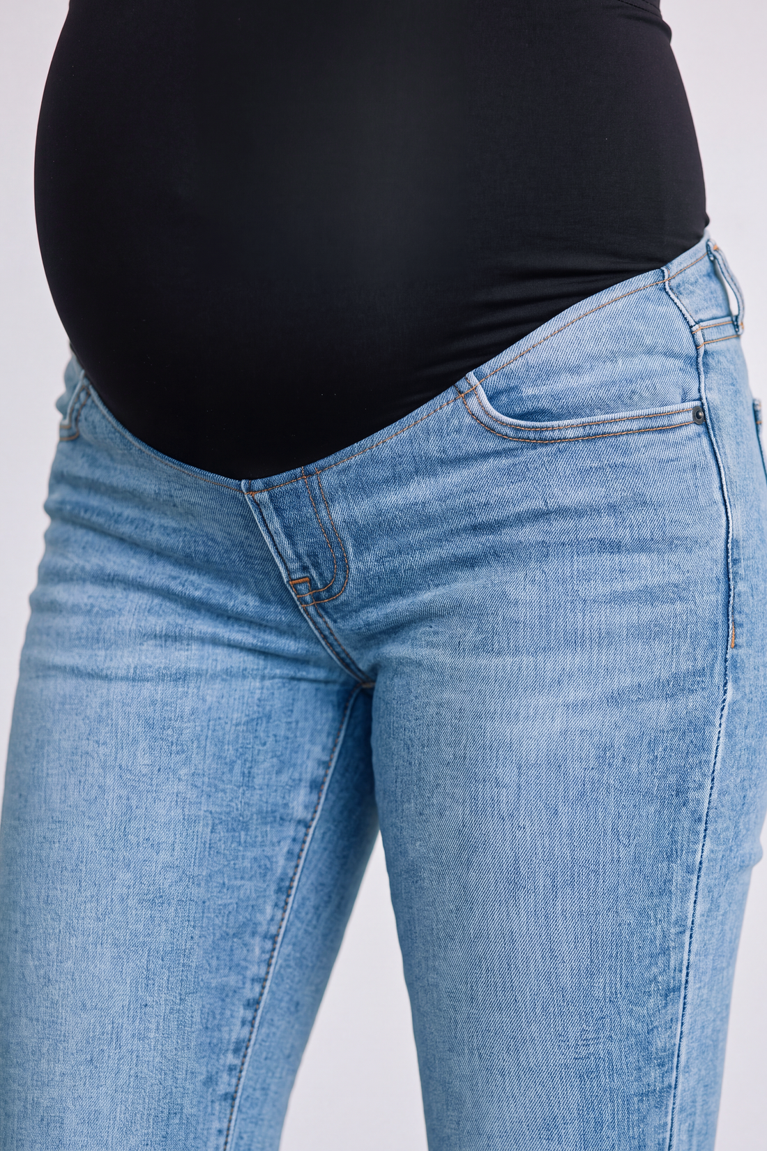 Dorian Risen Maternity Jeans