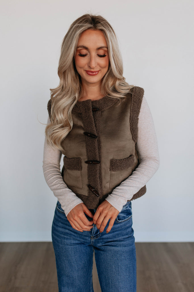 Chaya Sherpa Vest