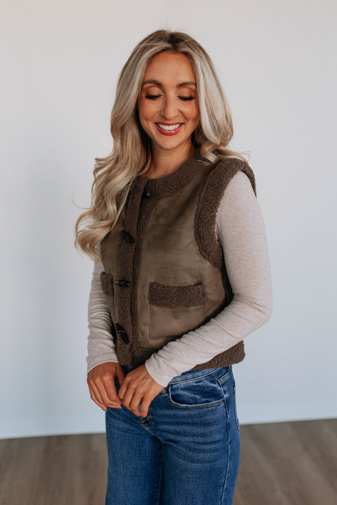 Chaya Sherpa Vest