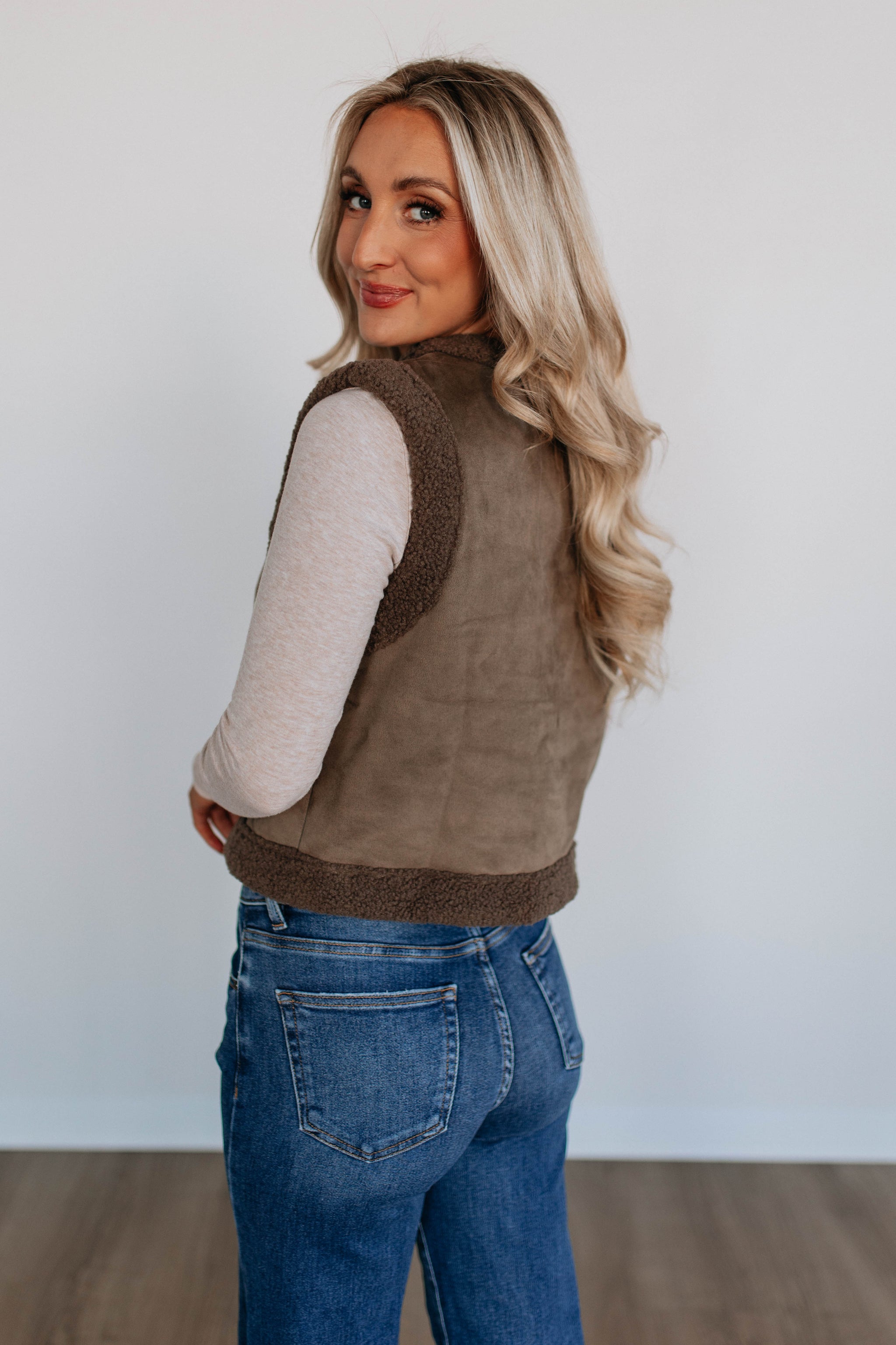 Chaya Sherpa Vest