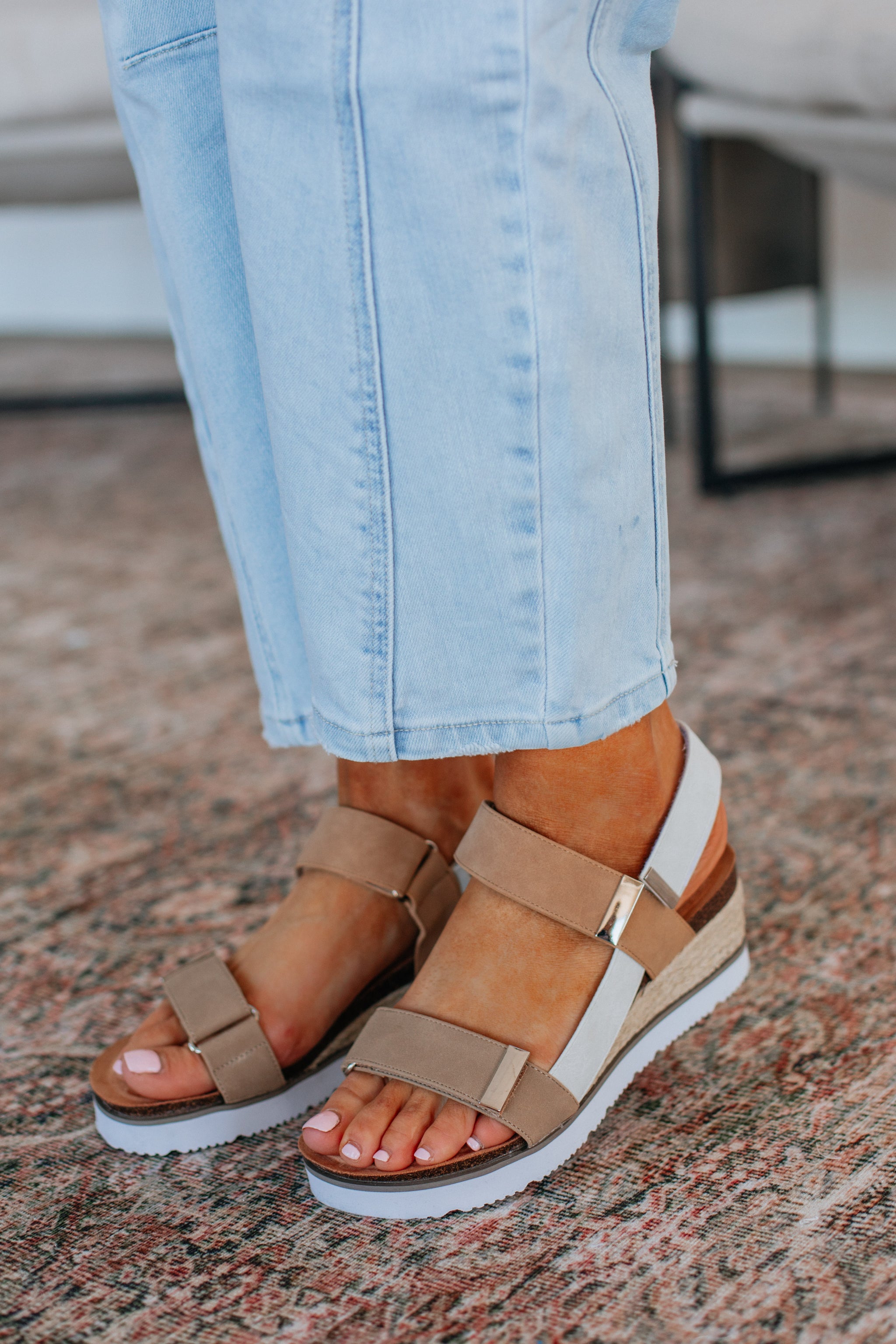 Effortless Approach Sandals - Tan Mix