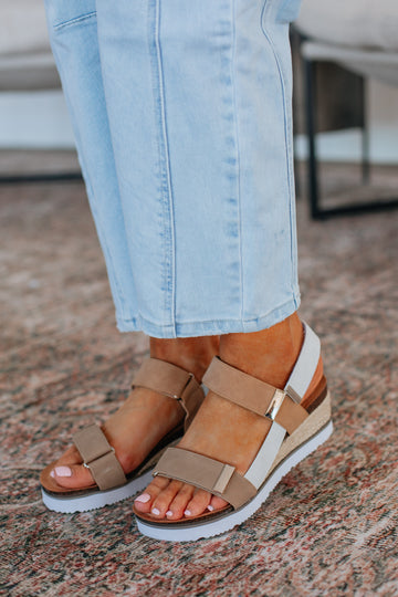 Effortless Approach Sandals - Tan Mix
