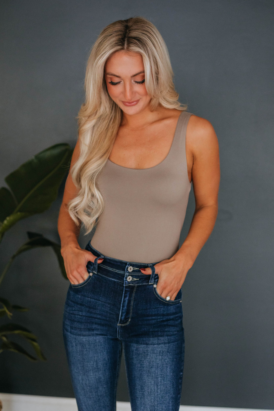 Elena Basic Bodysuit - Mocha