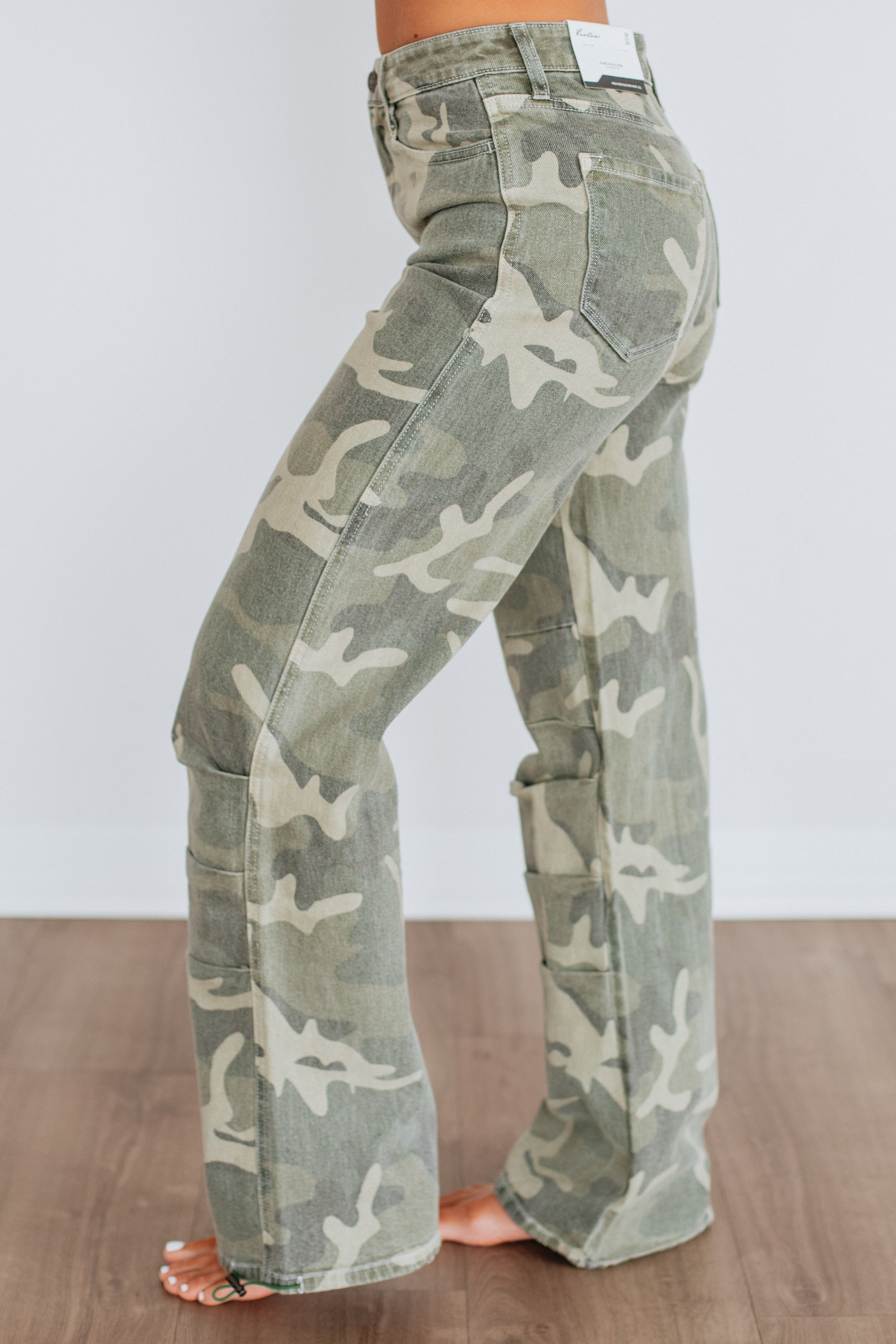 #color_dark-camouflage