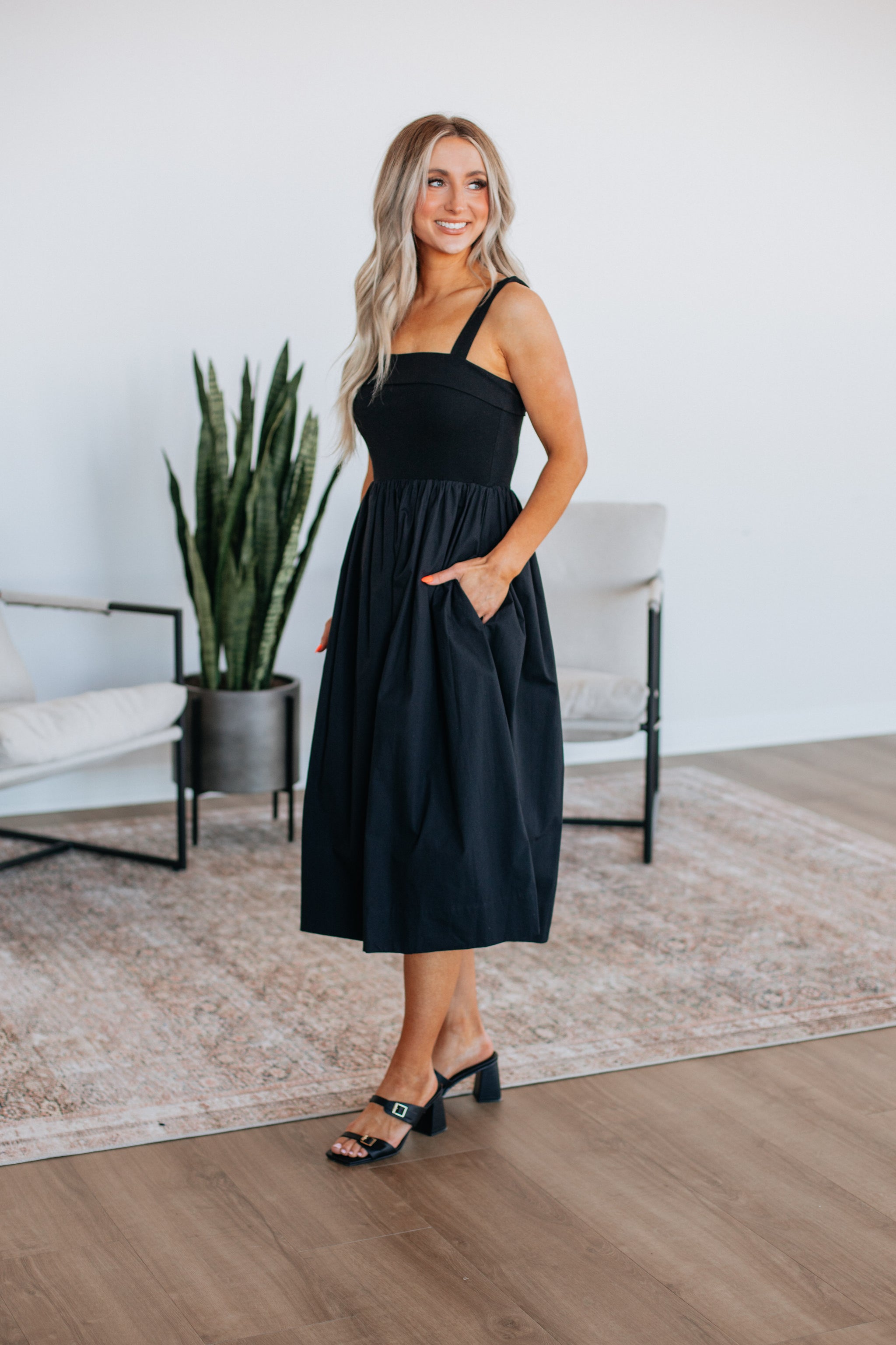 Grace Midi Dress - Black