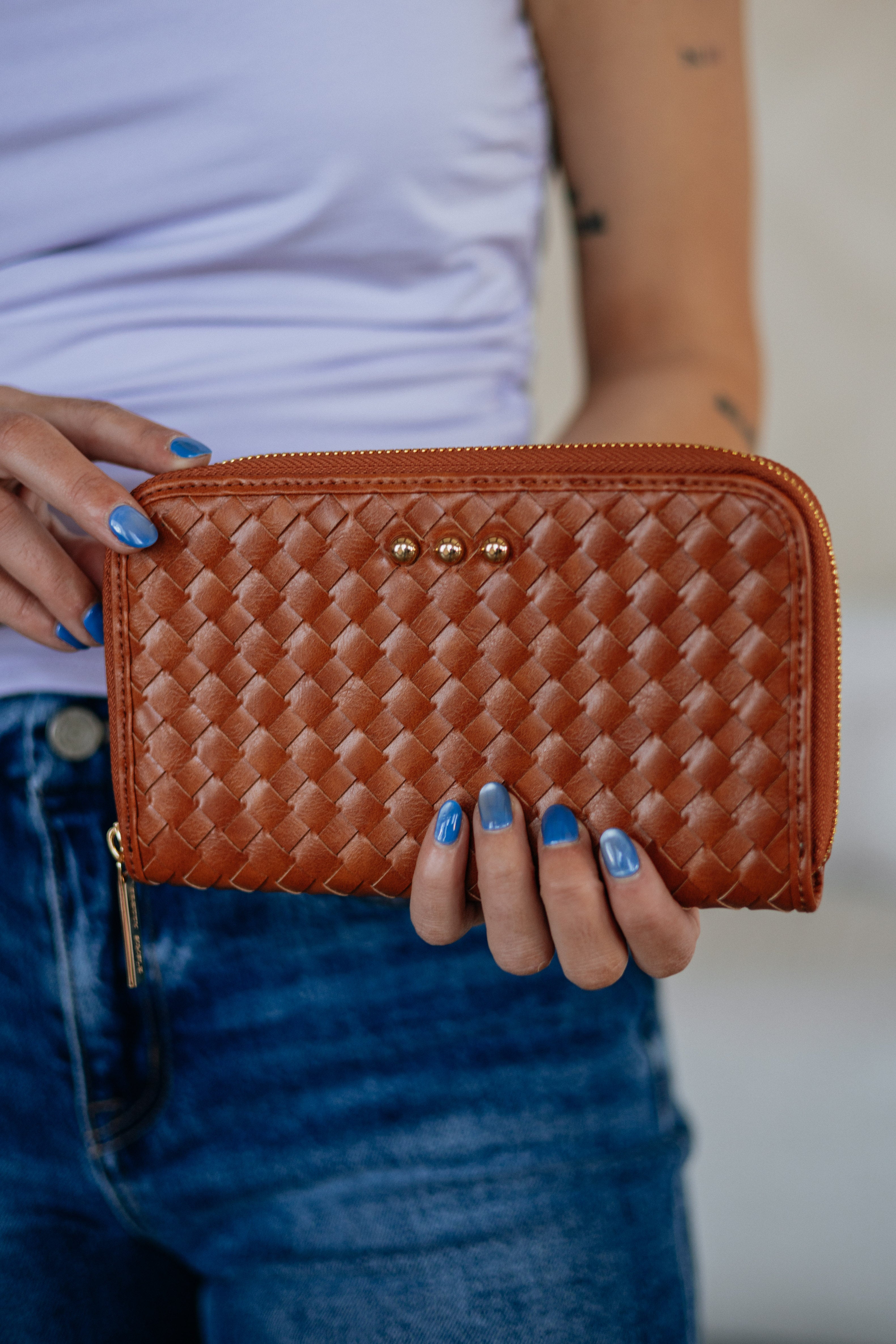 #color_cognac