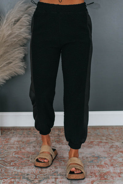 Hayden Sherpa Joggers - Black