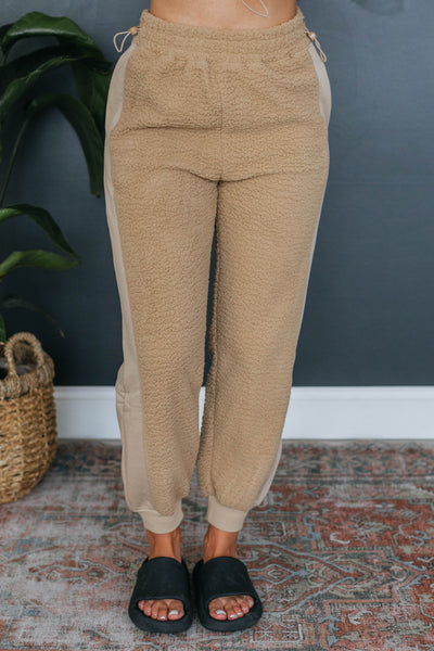 Hayden Sherpa Joggers - Khaki