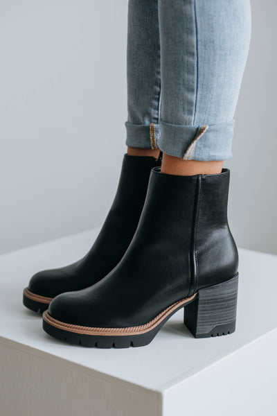 High Fashion Boots - Black