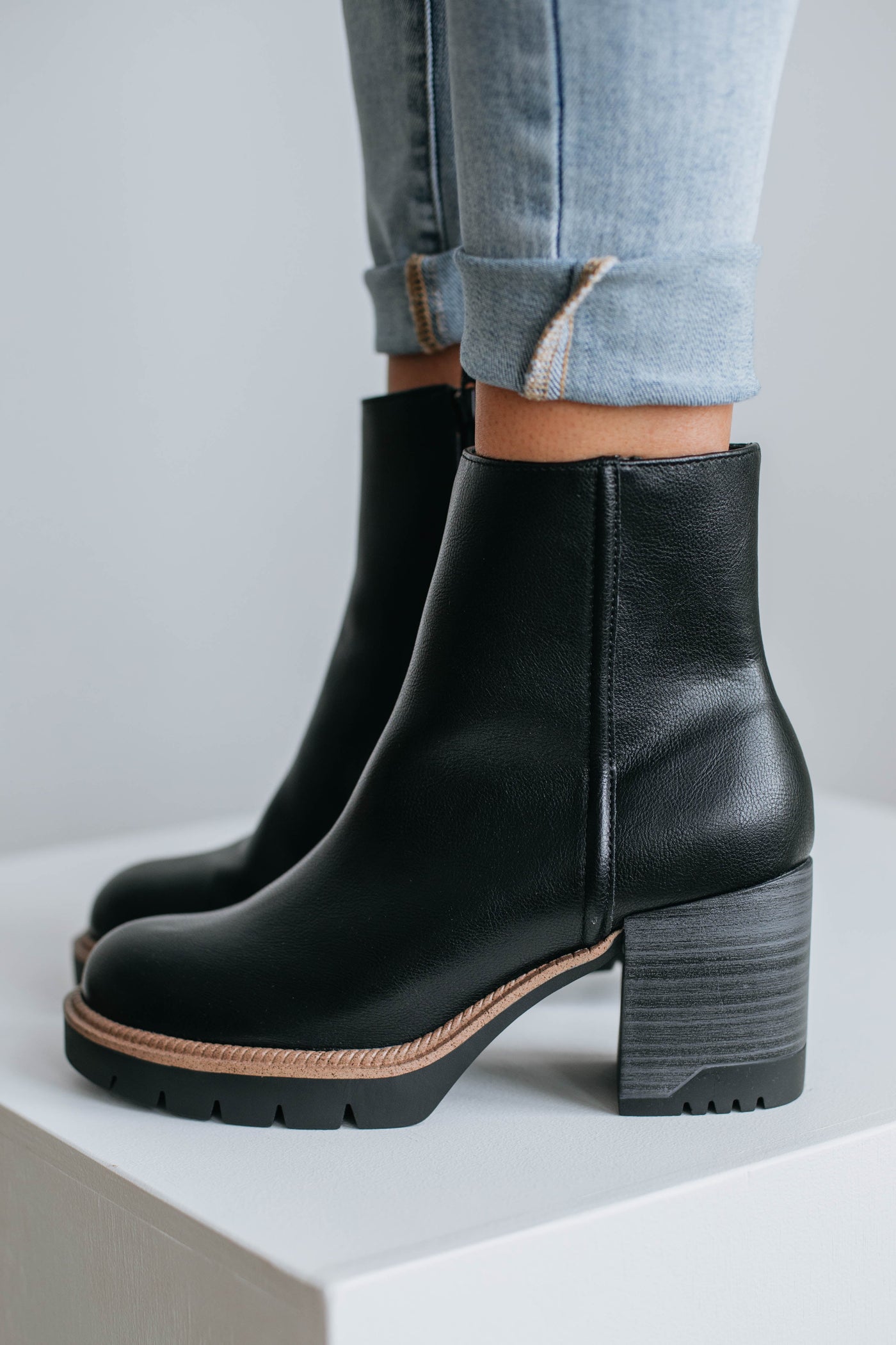 High Fashion Boots - Black