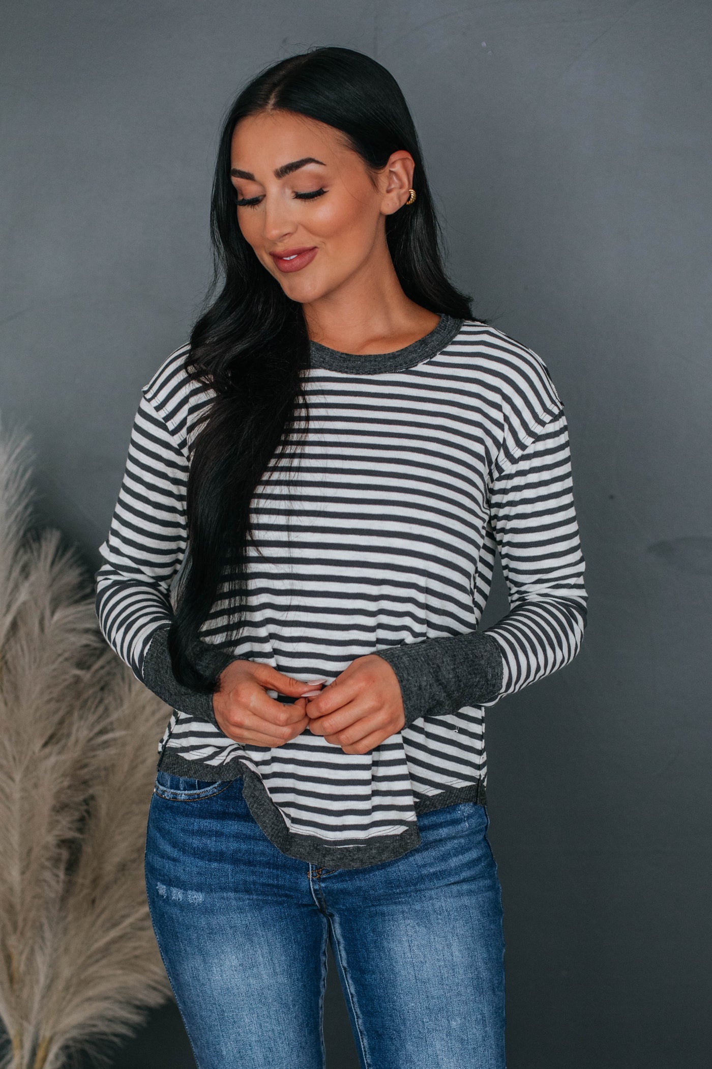 Howie Striped Top - Charcoal