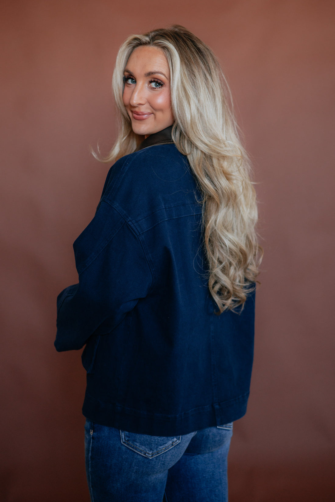 #color_navy