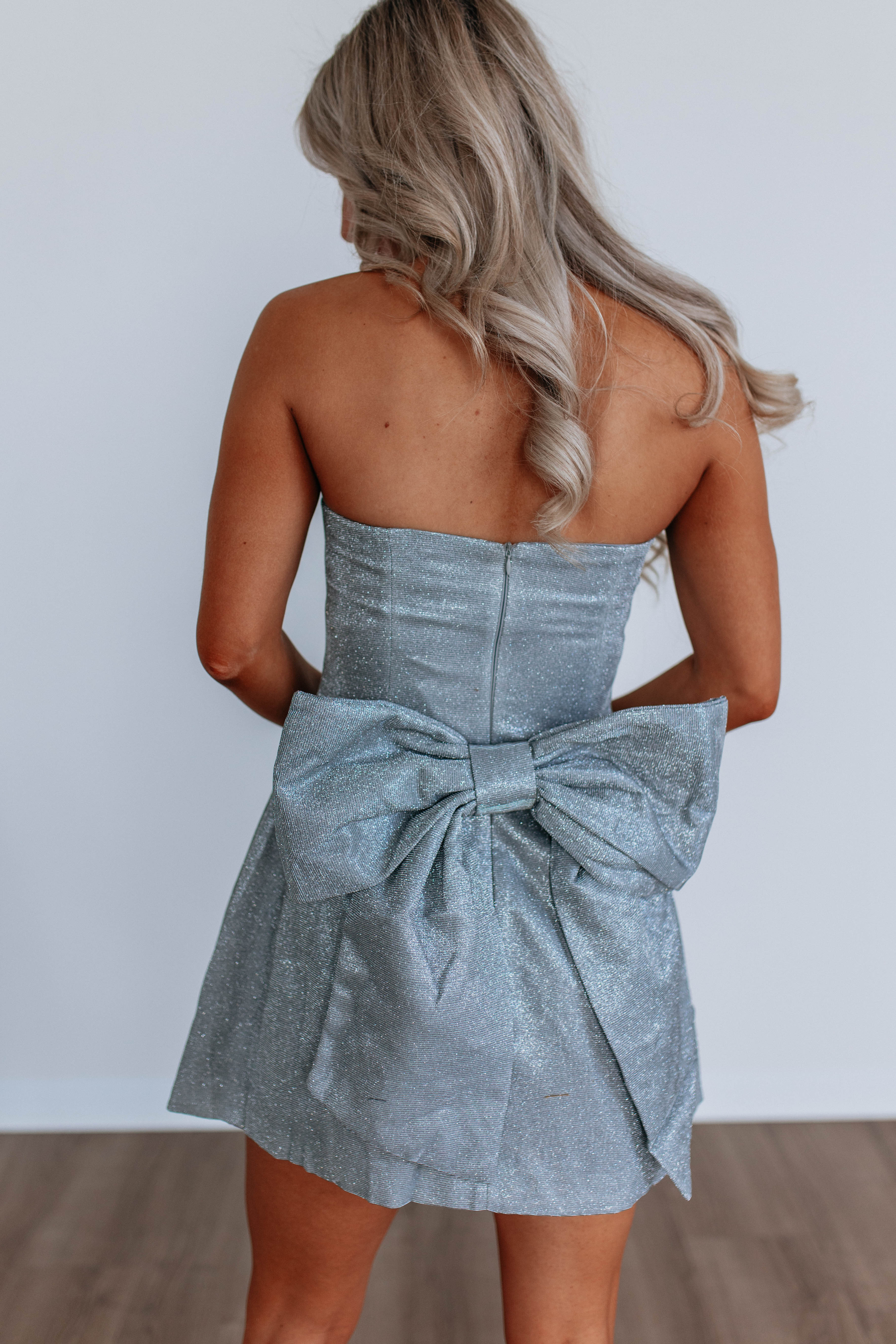 Theredthread S suit bow dress mini グレー Center Of Attention Dress – Wild Oak Boutique